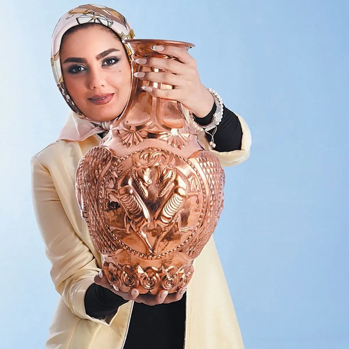 آزاده زارعی