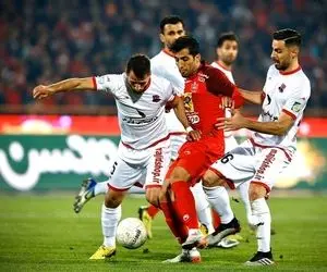 هواداران مسابقه پرسپولیس و نساجی را به تاخیر انداختند!