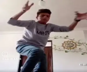 آواز شاد؛ پسر عین چرخ و فلک شهربازی شروع کرد چرخیدن ادامه بده از مدار زمین خارج میشه