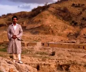 آواز بهشتی؛ آهنگ بلال بلال با صدای روح نواز عقیل خسروی که بشنوی هق هق به گریه می افتی