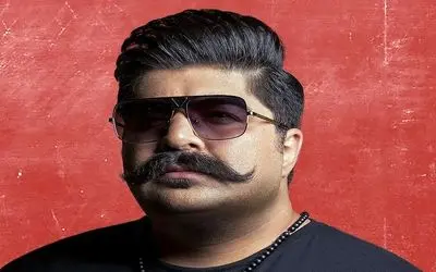 ذوق بهنام بانی از دیدن تابلوی هالیوود در لس آنجلس