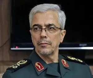 قابی تلخ از شهید سردار باقری در کنار برادر شهیدش