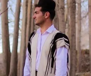 آواز بهشتی؛ ایمان کریوند انقدر زیبا آهنگ بی مریم رو خوند که بشنوی مست صداش میشی