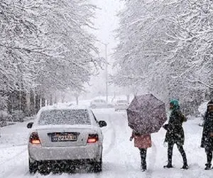 بارش برف و باران در محورهای مواصلاتی ۲۱ استان کشور
