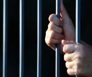 دختری که راز خیانت های مادرش را فاش کرد