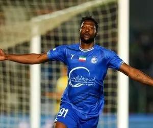 یاغی این فصل آبی ها غیبت کوتاهش را موجه کرد