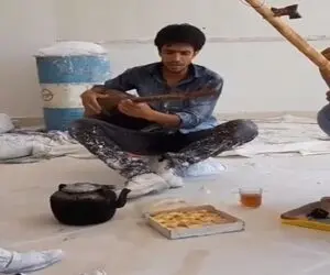 آواز احساسی؛ خدا حنجره مرد بنا رو بوسیده چنان خوند صاحبکار گفت بیخیال کار تو فقط بخون