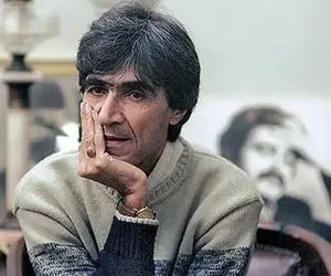 سنج و دمام زنی در مراسم تشییع ناصر تقوایی