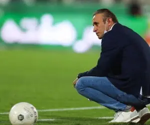 گرد و خاک گل محمدی در رختکن پرسپولیس