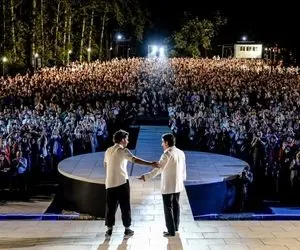 آواز همایونی؛ همایون شجریان خوند میروی گریه می آید مرا یهو سالن کنسرت بغض کردن