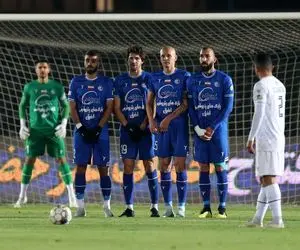 سیدحسین و خط دفاع استقلال در فکر کلین‌شیت مقابل آلومینیوم