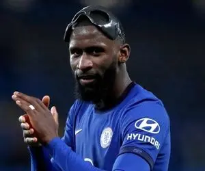 مذاکره پنهانی بارسلونا با ستاره چلسی لو رفت!