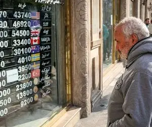 دلار قیمت طلا را پایین آورد