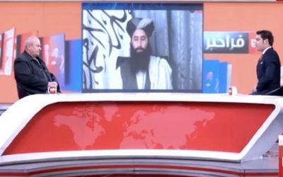 (ویدئو) استاد دانشگاه کابل سخنگوی طالبان را گوساله خطاب کرد!