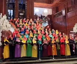 آواز شاد؛ کنسرت؟ بیخیال میرم کتابخونه ایران مال خانوما میخونن صحنه عجیب خلق کردن