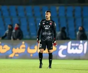 خنده گلر جوان پرسپولیس به نگاه خاص پیروانی