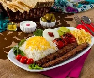 جنجال بر سر قیمت چلوکباب؛ توئیت عجیب مشاور احمدی‌نژاد!