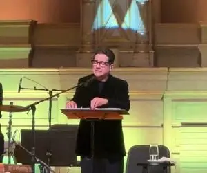 آواز بهشتی؛ انوشیروان روحانی میزنه و همایون شجریان ای یار من ای یار من می خونه