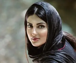 عکس لباس دل فریبانه هلیا امامی توجه همه را به خود جلب کرد!
