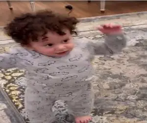 آواز شاد؛ برا پسربچه گرد و قلمبه آهنگ آذری گذاشتن یجور رقصید انگار زیر پاش ذغاله