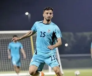 تلاش بازیکنان پرسپولیس برای سرخ پوش کرد سعید صادقی