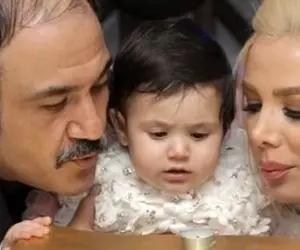 عکس مهران غفوریان و خانواده اش در روز ولنتاین!