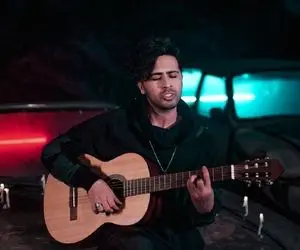 دانلود آهنگ دانیال هندیانی به نام من دلم تنگه Man Delam Tange | ویدیو