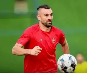 (عکس) رونمایی از تیم جدید سردار دورسون بعد از جدایی از پرسپولیس