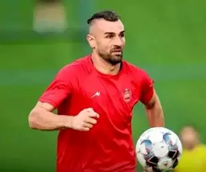 (عکس) رونمایی از تیم جدید سردار دورسون بعد از جدایی از پرسپولیس