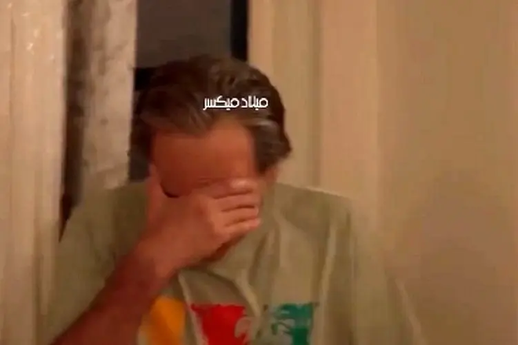 سکانس 18+| بنفشه خواه چشم بسته اومد خانومشو با لباس مجلسیه جدید ببینه یه چی دیگه دید