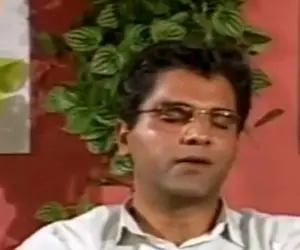 آواز اصیل؛ اولین خوانندگی مهران مدیری تو تلویزیون وقتی هنوز اتو کشیده نبود صدا بهشتیه