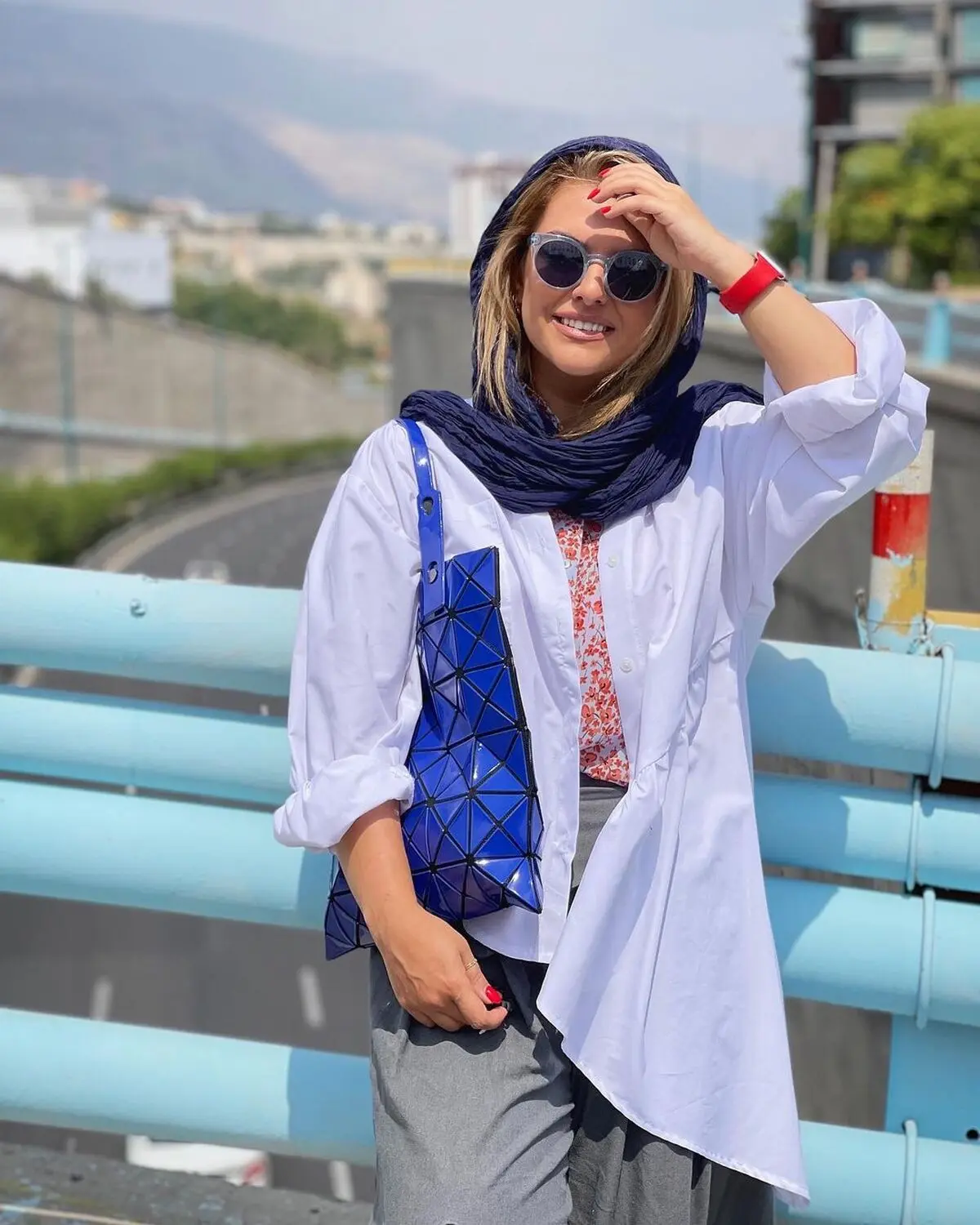 دنیا مدنی