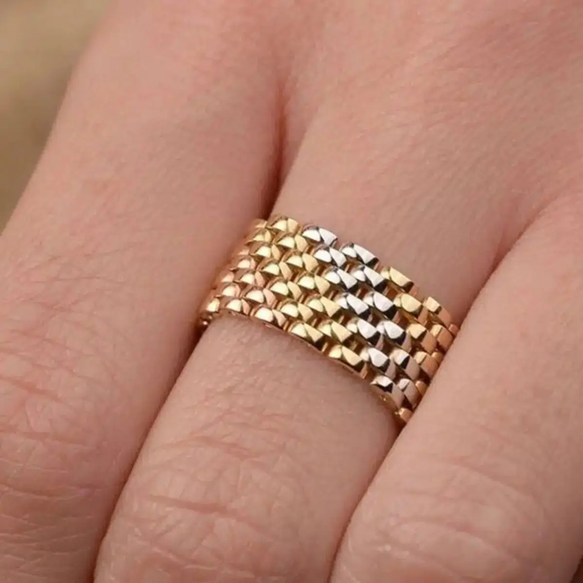 womens-rolex-ring-model-24