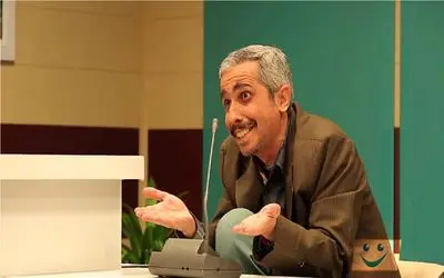 سکانس خندان/جواد به عشوه ای که میاد اول خودش غش کرد از خنده/ پنجول میکشه رو صورتش