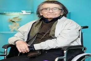آواز اصیل؛ رضا رویگری با تیپ جوون پسند رو پاهاش وایساد و خوند برق از کله همه پرید
