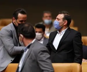  عزیزی‌خادم بحران فوتبال را بیشتر می‌کند؟