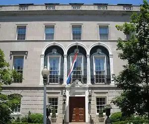 سفارت هلند در تهران تعطیل شد