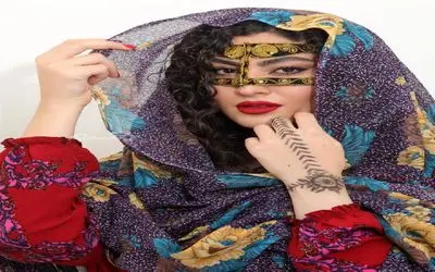 پایکوبی بندری مریم مومن در بندر بوشهر با سیر چشماش میکنُم