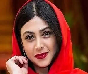 آواز شاد؛ اطوار هندی و موزون بازی آزاده صمدی؛ حضار ذوق زده شدن