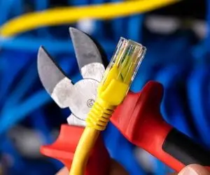 اینترنت امروز، فردا یا نهایتاً تا آخر هفته به حالت عادی برمی‌گردد