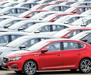 قیمت خودرو امروز ۲۲ آذر ۱۴۰۴ / جهش میلیونی در سایه افساری که دست دلار افتاد