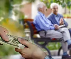 چرا حقوق آبان ماه برخی از بازنشستگان هنوز پرداخت نشده؟