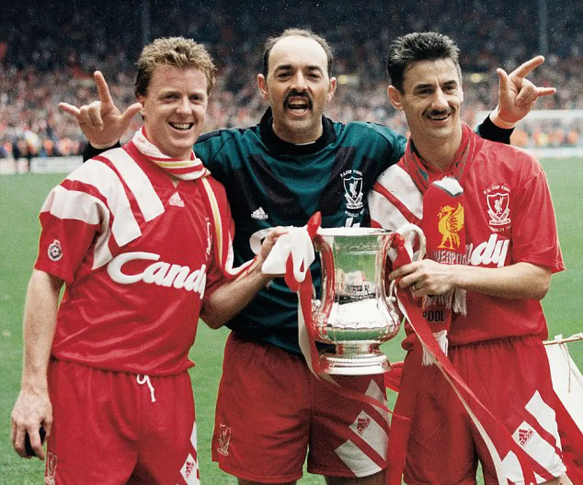 007f921500000258_3512015_steve_nicol_left_bruce_grobbelaar_centre