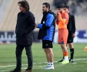 استقلال درحال تنبیه آقاسی است؟