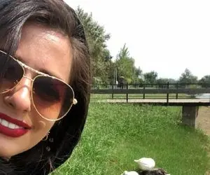 نفیسه روشن در جنگل های مازندران درحال خوشگذرانی!