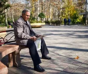 معوقات فروردین بازنشستگان کی واریز می شود؟