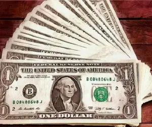 قیمت دلار نیمایی امروز دوشنبه ۷ آبان ۱۴۰۳