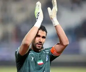 کاپیتان استقلال بهتر از بیرانوند