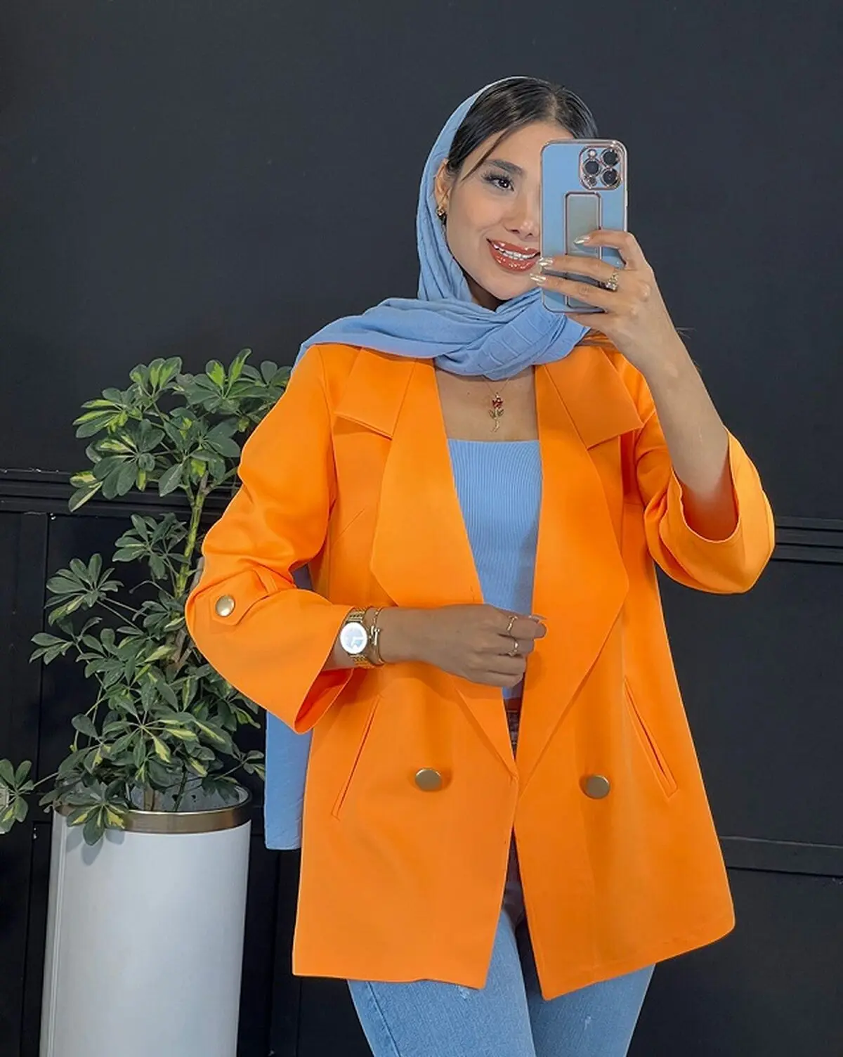 مانتو نارنجی