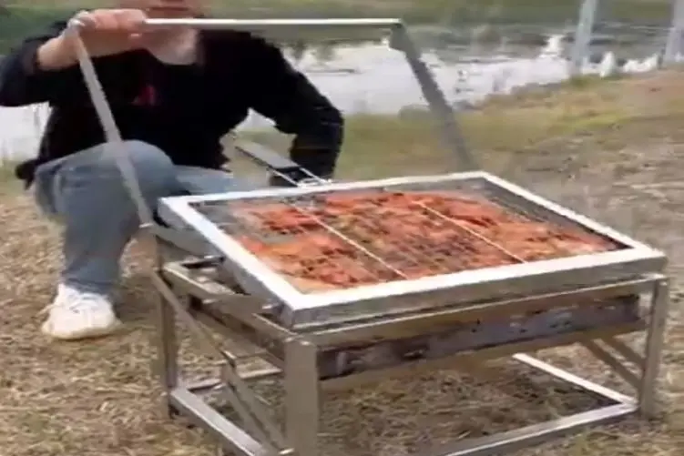 معماری خلاقانه؛ هر ایرانی جوج زن یه دونه از این کباب پزا لازم داره مکانیزمش خیلی توپه